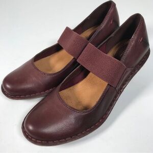 Clarks Women's Burgundy Leather Loafers